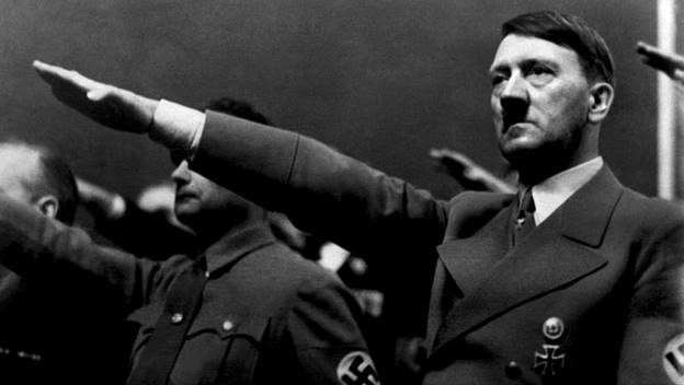 Click to play video: 'Adolf Hitler had 1 testicle and a really small penis: historians'